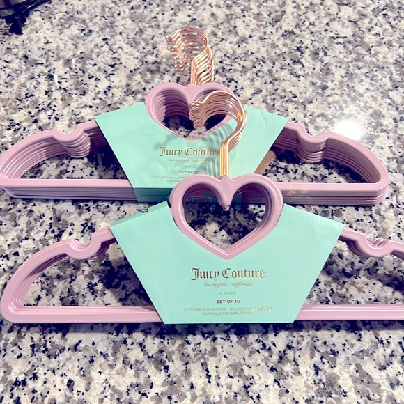 Juicy Couture Hangers - Picture 6 of 14